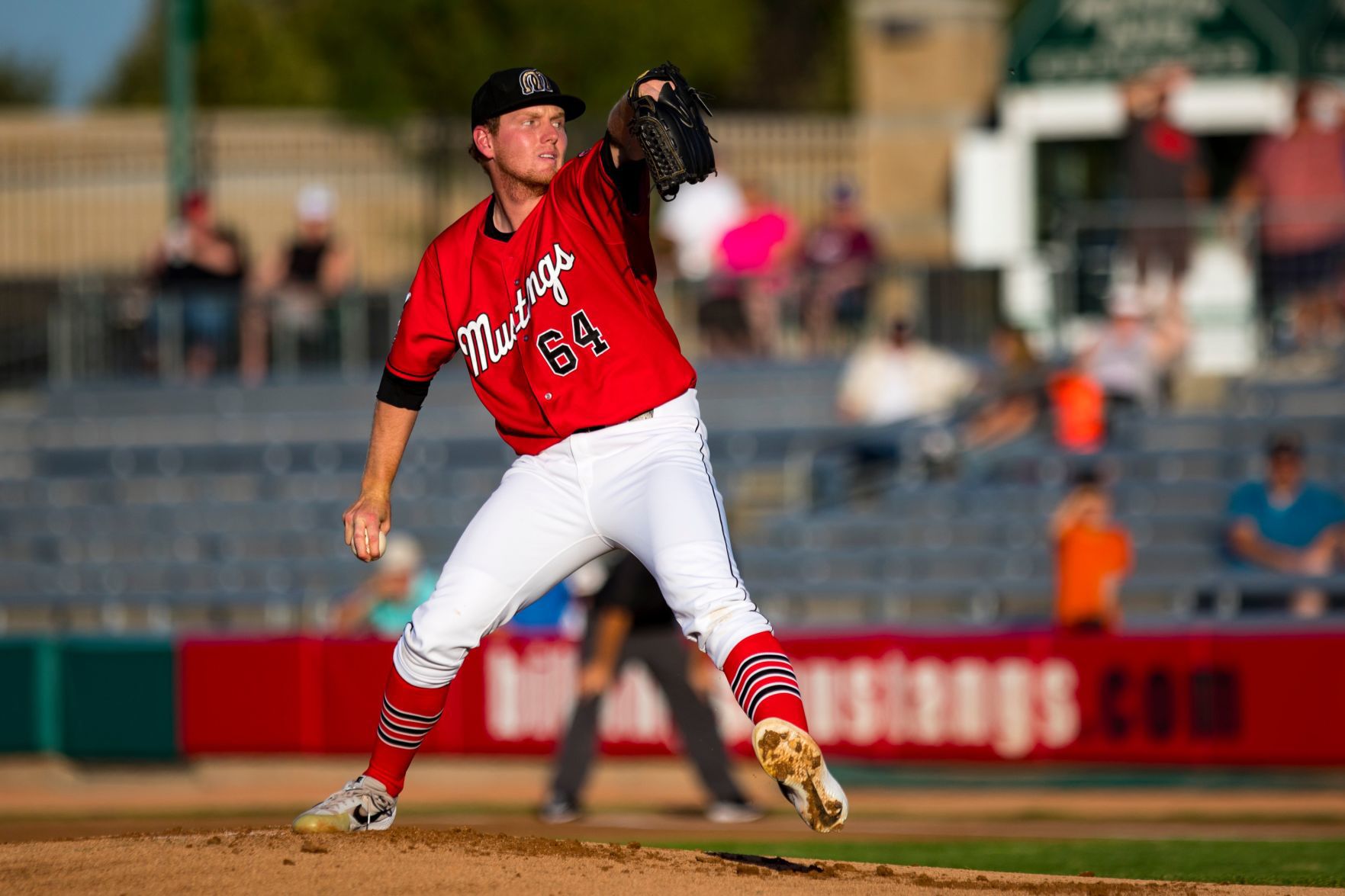 Mustangs vs. Osprey